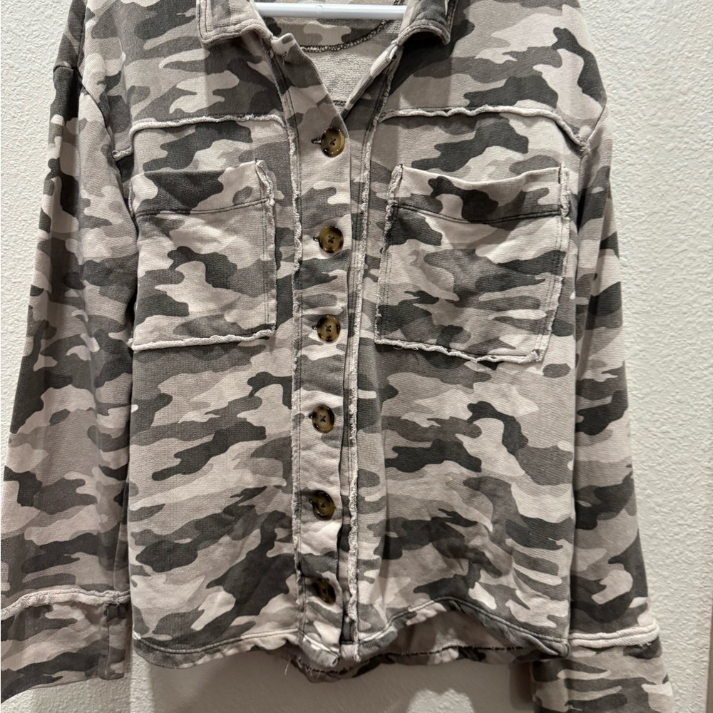 Excellent Condition Kensie Jean Camouflage Jacket